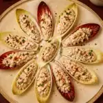 Feuilles d'endives garnies pour apéro : rillettes de thon, croquant