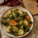Assiette de legumes riches en fibres sur table rustique